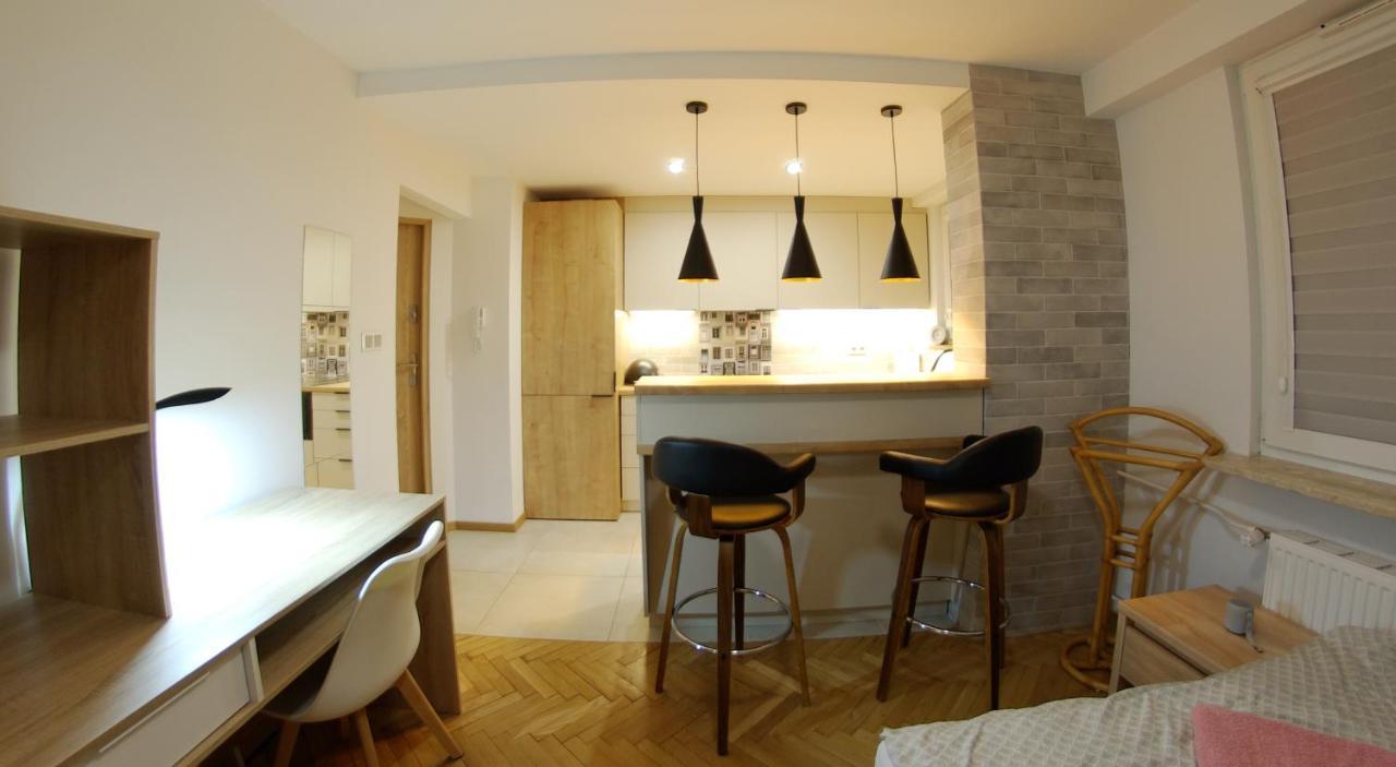 Apatrament Promienista Apartment Poznań Exterior foto