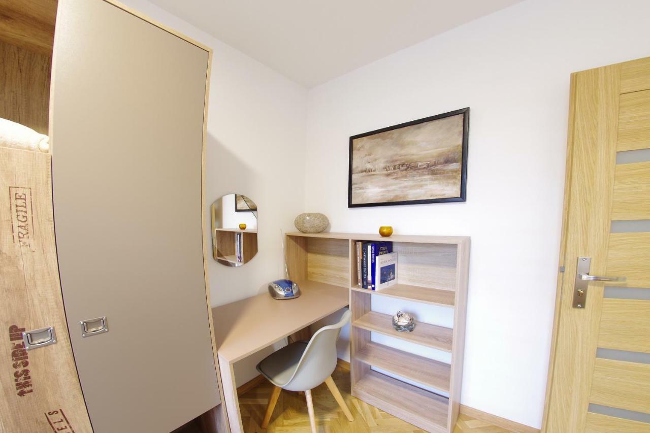 Apatrament Promienista Apartment Poznań Exterior foto